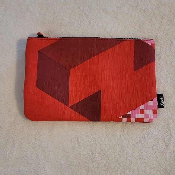 TETRIS Ipsy Red Wallet Makeup Travel Bag - Picture 1 of 5